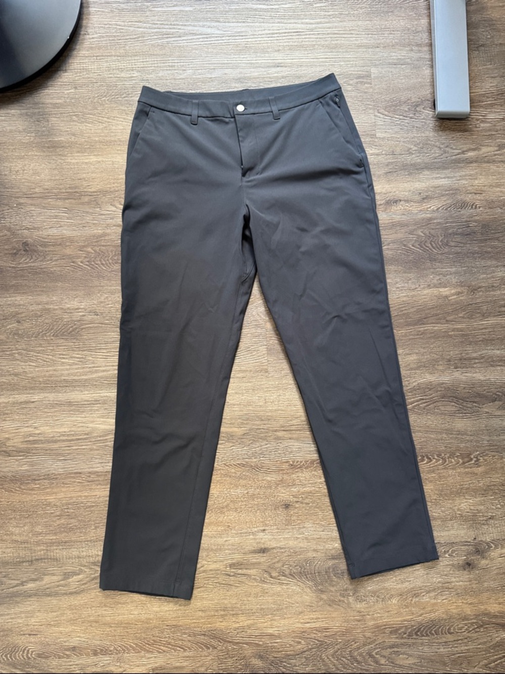 lululemon athletica Men's slate grey ABC Classic Fit Trouser 33/32